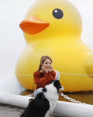 林莎 Instagram - 追星～～～ 🐥