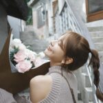 林莎 Instagram - ☀︎ 晴朗二月♡ 忙碌的充實的最近，卻越來越開心！ 因為農曆過年越來越近，可以放假回高雄的日子也快來臨啦💐 （每天都在倒數😆太想回家惹） 這次可以回去9天喔是不是很值得開心～～～～～🤍