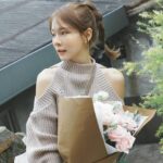林莎 Instagram - ☀︎ 晴朗二月♡ 忙碌的充實的最近，卻越來越開心！ 因為農曆過年越來越近，可以放假回高雄的日子也快來臨啦💐 （每天都在倒數😆太想回家惹） 這次可以回去9天喔是不是很值得開心～～～～～🤍