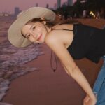 林莎 Instagram - 好～久～不～見～ 最近這兩週隱居⋯過著原始的生活 🐻 手機呢！當然也是被限制使用惹。 正在錄的這個新節目，對我來說是全新的挑戰～ 全然的感受到心靈成長有很大一部份是面對未知的事物 這個節目每一天每一天，都帶給我值得學習的人生觀。 覺得自己又長大了🐣 ～～拿到了手機跟大家say Hi，明天繼續繳回手機啦！！