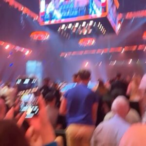 Ebanie Bridges Instagram - What a fight what a night ! We finally have our first undisputed heavyweight champion of the world since the 4 belt era @usykaa and it’s been 24 years since we had an undisputed heavyweight champion! 

🔥🔥🔥

#UsykFury