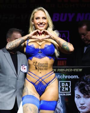 Ebanie Bridges Instagram - Huge shout out and appreciation post for the @forgedirishstout crew and the main man @thenotoriousmma 🫶🏼
I’m so grateful for your support not just for me but for boxing/combat sports as a whole. Thank you for giving back, and supporting the industry.
Thank you for being by my side and in my corner while I chase my dreams. 
I’m so proud to be a part of the forged army and I can’t wait to smash a forged Irish stout after I smash my opponent tonight. 
Big love 🫶🏼❤️ Team FRGD 🖤🤍🖤🤍🖤🤍

#FRGD #BlondeBomber #TheNotorious #FRGDArmy #EbanieBridges #ConorMcgregor #ForgedIrish #WorldChampion #Boxing #BridgesYoshida