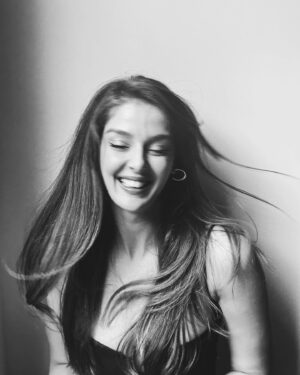 Ecem Çalhan Instagram - ben de saskinim.