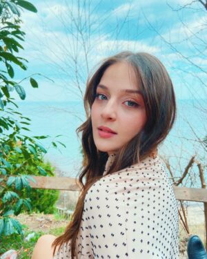 Ecem Çalhan Instagram - 