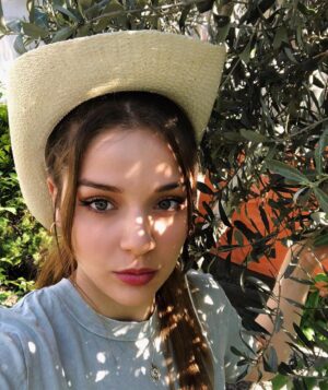 Ecem Çalhan Instagram - 