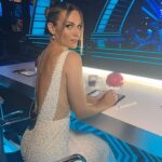 Edurne Instagram - Ayer fue la última semifinal de Got Talent!! Quien es vuestro favorito para ganar?? Tenéis ganas de la gran final?? Yo si!! Si quiero a Got Talent!!❤️🌟 💄: @mateo.makeup 👗: @arturo_arguelles con vestido de @pronovias 💍: @theofficialpandora