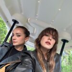 Ege Kökenli Instagram - Çiçek gibi haftasonu🌸 Bir sürü güzel kadın ve kıkırdama dolu!!