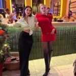 Ege Kökenli Instagram - Geçen akşamdan güzel yemekler, harika anılar ve biz ❤️ #reklam