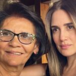 Eileen Abad Instagram - Mi madre, la que puede ocupar el lugar de todos, pero cuyo lugar nadie más puede ocupar, la estrella de la casa, la luz que nos guía, el amor que todo lo cura. 😍 Y es que como Diosito no puede estar en todas partes creo a las madres. Bendita seas madre Bella, te honro y te bendigo cada segundo de mi vida , no imaginas cuánto te amo. 😍 eres única y yo tuve la bendición de ser tu hija y la mejor Yeyita que Christopher pudo tener 😃🙏🏻 infinitas gracias señor 🙌 ✨Benditas sean todas las buenas madres que hacen de sus hijos grandes seres humanos ✨ "FELIZ DÍA MADRES 💐 FELIZ DÍA MAMÁ" 🌹