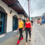 Eileen Abad Instagram - 🔥Sunday almuerzo & dinner con mi jefe. 😎en @nuovobyhajillos Welcome la era de las madres que parecemos hermanas de nuestros hijos 😜 ❤️💛 Hasta mañana 🌎😘 Gracias por otro día sr 🙏🏻
