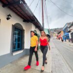 Eileen Abad Instagram - 🔥Sunday almuerzo & dinner con mi jefe. 😎en @nuovobyhajillos Welcome la era de las madres que parecemos hermanas de nuestros hijos 😜 ❤️💛 Hasta mañana 🌎😘 Gracias por otro día sr 🙏🏻