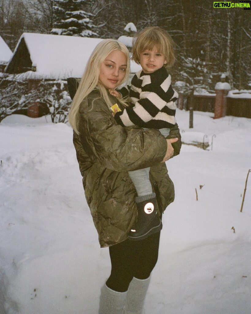 Ekaterina Kishchuk Instagram - Family time♥️