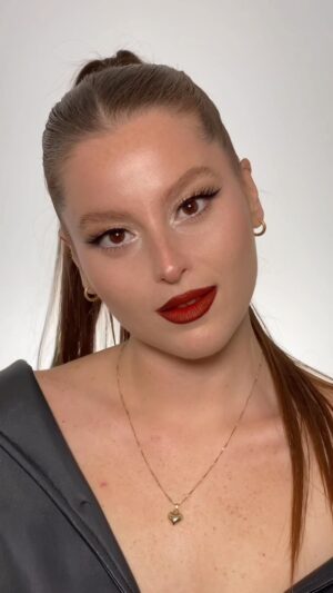 Elçin Afacan Instagram - Bebek Birisi @elciinafacan 💐🤍