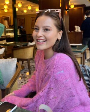 Elçin Afacan Instagram - Neşeli çarşambalar💓
