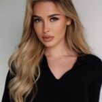 Elena Kamperi Instagram - New headshots🖤