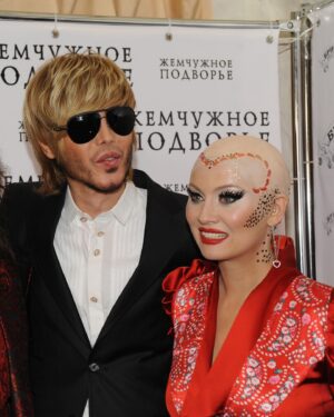 Elena Lenina Instagram - Мои любимые прически))) Листайте карусель! Это лишь некоторые из миллиона, разумеется)))
