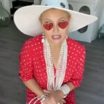 Elena Lenina Instagram - О женщинах в бизнесе листайте галерею отрывков видео здесь, но подробно весь эфирчик номер 15 смотрите на youtube-канале «Лена Ленина»! Подпишитесь на него и нажмите там на колокольчик, чтобы не пропускать новинки! #леналенина #предпринимательница #эфирчик #психология #советыпобизнесу #страшныеистории