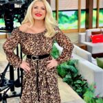 Eleni Menegaki Instagram - Κόκκινα φιλιά ! κόκκινα χαμόγελα ! 💋💋💋💋💋💋💋💋💋💋💋💋💋💋💋💋💋💋💋💋💋💋💋 #eleni @megatvcom Φόρεμα #isabelmarant #atticaofficial #elenioutfit #dressoftheday #fridayvibes