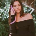 Eleonora Gaggero Instagram - My stomach when I get a text from you: 🦋🦋🦋 Adoro follemente questa cover perché posso cambiare i laccetti e i ciondoli comodamente e avere il telefono sempre a portata di mano🥰 sul sito di caseandme.com avrete lo sconto del 30% con il codice ELEONORA30 🤍 #beYOUtiful #caseandme #adv