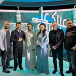 Elham Ali Instagram - تجربة مختلفة بكلّ المقاييس مع برنامج #عينك_على_مين، واللي يعرض على قناة الـ @sbc_channel لقائي كان في بدايته مع شخصية افتراضية اسمها سلطان والغريب اكثر انه يتعامل معك بشكل طبيعي جداً إلى الحظات الاخيرة اللي ينكشف الستار عن شخصية سلطان ويظهر امامي شخصية بعتقادي هي واحده من اهم وانجح الاسماء في وطنا العربي المقدم الرائع والمتمكن والعزيز #نيشان @neshantv لقاء مختلف مع شخصية مميزة، اللقاء صار متوفر الان على اليوتيوب للي وده يشوفه شكراً على هذا اللقاء🤍 Styled by @ziadalsaleh Jewelry @adibamaison Dress @khaledandmarwan Hairstyle @fajur505 Makeup artist @hanin.adeeb Photographer @mohannad_am Special thanks to @abdulrahmanamjad @firashaleemi #الهام_علي