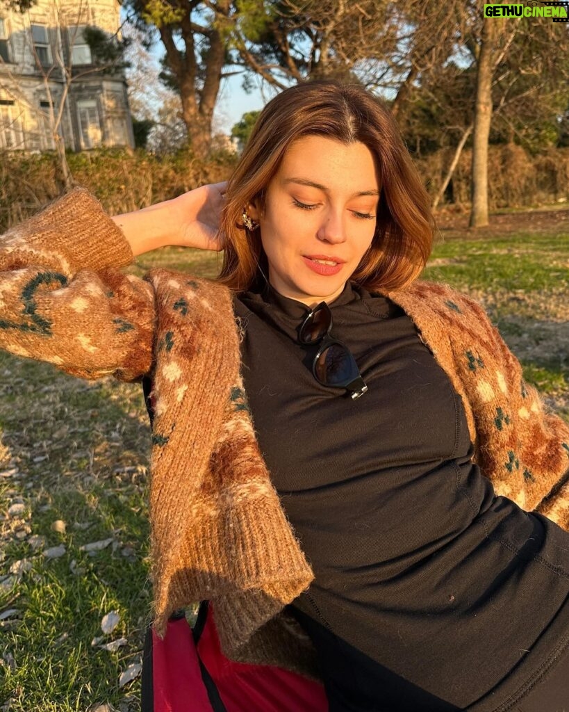 Elif Doğan Instagram - Late December ‘23 ☀️