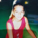 Elisa De Panicis Instagram - TONIGHT !!! Se io fossi un uomo New music FUORI A MEZZANOTTE !! Saprei come farla sentire sempre adeguata .. non agitata .. tenerla stretta NON IMPROGIONATA .. farla sentire libera .. di cambiare strada .. perché la fiducia ripaga .