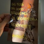 Elisa De Panicis Instagram - TONIGHT !!! Se io fossi un uomo New music FUORI A MEZZANOTTE !! Saprei come farla sentire sempre adeguata .. non agitata .. tenerla stretta NON IMPROGIONATA .. farla sentire libera .. di cambiare strada .. perché la fiducia ripaga .