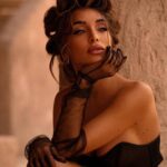 Elisa De Panicis Instagram - ❤️‍🔥 Ok 👍 I sleep 😅🤦🏼‍♀️ all the week … And i lost a couple of show .. but Not bad Not bad .. total look : @dolcegabbana Paparazzo : @andreacremas_portrait