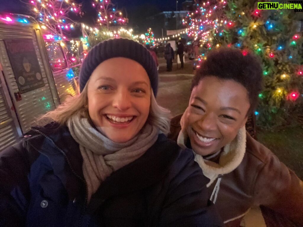 Elisabeth Moss Instagram - Our audition for our Hallmark Christmas movie... what do you think @hallmarkchannel did we get the job?? 🎄 PS this beautiful woman is one of the brightest and talented lights I am privileged to know ❤️ @whododatlikedat #hallmarkchristmasmovies #handmaidstale