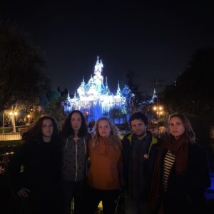 Elisabeth Moss Instagram - The happiest place on earth and we take it very seriously... ❤️🎄❤️ @disneyland