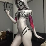 Elise Laurenne Instagram - claws and mask complete