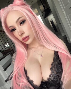 Elise Laurenne Instagram - alien girl 🛸