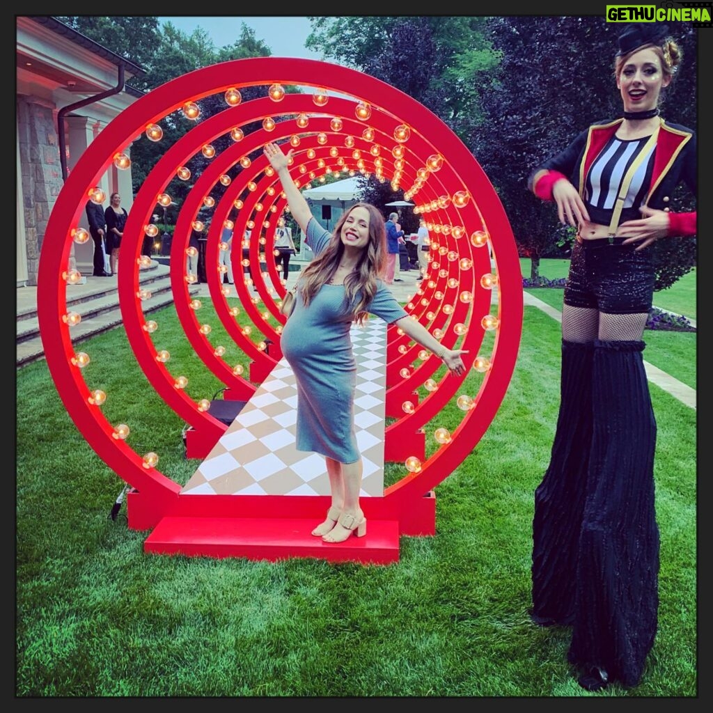 Eliza Dushku Instagram - ⭕️☀️👏 #SummerSolstice kickoff~ 🙌 to #LPH & all the #Boston peeps we love ♥️! #circus #party #bigbabyboyonboard #sweaty #preggy #huge & #happyAF 👶🏻😆