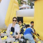 Eliza Sam Instagram - Easter break photo dump! So fun, but so tired, but so fun! 我放晒電啦🤣🫶🏼🙌🏻 What did you do this Easter? . . . . @visitdiscoverybay #愉景灣復活節嘉年華 #DiscoveryBayEasterCarnival #Easter2024