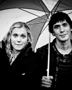 Eliza Taylor Instagram - Three years ago today we stood atop a big green mountain and said “I do” to a life of loving one another. So much has happened in those three years. Fires burnt through our homeland, a pandemic shut down the world, and we had a beautiful baby boy. Through it all, our love has only grown stronger. You are a wonderful father and a spectacular husband. Henry and I are so lucky. We love you!! Happy anniversary x