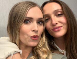 Eliza Taylor Instagram - Some happy snappy’s! 🥰💥🙌 @conageddon