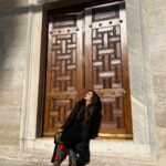 Elizabeth Chihaia Instagram - In the moment ✨🕌🇹🇷