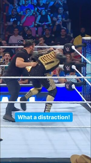 Elizabeth Chihaia Instagram - @bobbylashley was not expecting that! 😬 #SmackDown