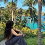 Elizabeth Chihaia Instagram - Our adventure isn’t over yet. Where do you think @realkillerkross and I are flying to next? ✈️🏝️