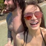 Elizabeth Chihaia Instagram - More confirmations today that marrying my best friend was a good decision despite her putting my life in danger all the time. And yes, finally we are back! 🇹🇭 ☀️ 🏝️ #Thailand #KohTao