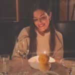 Elizabeth Gillies Instagram - Perfect woodsy weekend celebrating THE @samlkirsch ✨