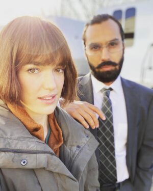 Elizabeth Henstridge Instagram - New ep of Suspicion is out nnnnow! Here’s a mish mash of ep 6 and 7…. ONLY ONE MORE EPISODE LEFFFT. 

Hope you enjoy ❤️‍🔥

Sending lots of love xxxx

#suspicion @appletvplus @appletv