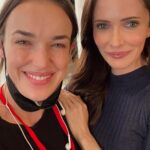 Elizabeth Henstridge Instagram – TONIGHT 🥳 

so grateful to have gotten to direct this wonderful show, and particularly this episode, where we get to see @bitsietulloch expertly, and with devastating honesty, take Lois to a place that will touch so many people’s hearts 🤍

📝 by the wonderful @katiealdrin !!