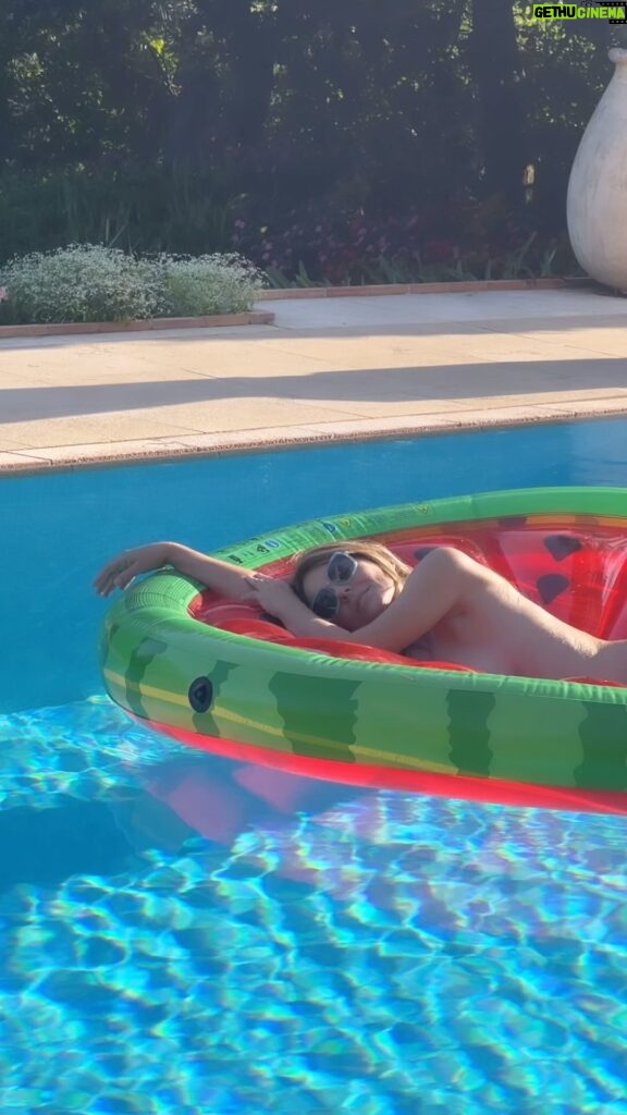 Elizabeth Hurley Instagram - Just floating on a slice of watermelon ❤️