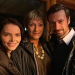 Elizaveta Boyarskaya Instagram - Немного про счастливое партнёрство! Бесподобная, блистательная Марина Игнатова и дорогой сердцу, прекрасный @vladimir_kolganov . Моя кино семья)) Вчера у них был последний съемочный день в нашей Вороне. Как быстро , только вроде начали и уже расставания. Спасибо ❤️🙏🏻#снимаетсякино #ворона2 #okko