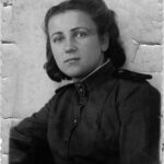 Elizaveta Boyarskaya Instagram - 1 фото : Николай Боярский, фотография сделана 9 мая 1945 года в Кёнигсберге. 2 фото: Лидия Штыкан, Ленинградский фронт. 3 фото: Павел Боярский, закончил войну в Берлине. 4 фото: Екатерина Боярская, закончила войну в Берлине. Фронтовики, Блокадники, Артисты Концертных бригад - вся семья. Любим! Помним! 9 мая - особый день для всех, для каждой семьи. День скорби , радости и памяти. Важно помнить, рассказывать, бережно передавать эту любовь и уважение нашим детям. Пока помним, можно робко надеятся, что это беда, это горе не повториться. С праздником Великой Победы! Вечная память всем кто прошёл через жернова войны и не дожил до победы, благодарность и поклон всем ветеранам , тем кто сегодня с нами, здоровья и радости! Мира и покоя! С Праздником! #9мая #деньпобеды