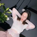 Elizaveta Gyrdymova Instagram - Кто вам дороже - я или мама?