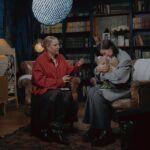 Elizaveta Ivantsiv Instagram - Обожаю Иру. В целом, это всё, что надо знать. Насколько обожаю? Ну вот настолько, что когда она позвала меня в свое шоу на свою личную ютубошную, я согласилась. Забыла спросить, в чем суть шоу, потому что точно знала, что что-то доброе и милое. Потому что Ира. Вот. Обожаю ph by: @rockeroleg