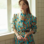Ella Chen Jia Hua Instagram - ~勁編 美麗佳人 @marieclairetw May 5月號封面 Ella陳嘉樺：「相信生命、相信宇宙的能量；好好愛自己、好好跟自我相處，我們都是100分的人。」 「成為一個人就已經是生命最大的挑戰，我們人生每一刻都在挑戰，因此也不要太苛刻自己。」 「多元身份轉換，真的沒有訣竅可言，把握現下此時此刻，認認真真去感受。」 「相信自己，也相信身邊的人；相信生命、相信宇宙的能量，對於一切都秉持簡單純粹的信念去相信，才會推動著自己往前進。」 #marieclairetw #cover