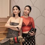 Ella Chen Jia Hua Instagram - Party Time！今天要率性也要帥氣😎 #Gucci @gucci #Gucci台北101旗艦店開幕 #Gucci台北101旗艦店 #GucciHorsebitChain #GUCCI2023秋冬女裝系列